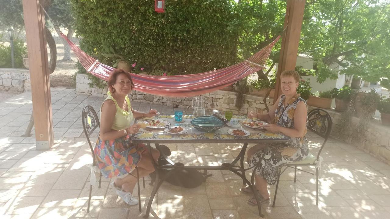 Piccolo Trullo Ostunese Le Jardin De Sophie' ออสตูนี ภายนอก รูปภาพ