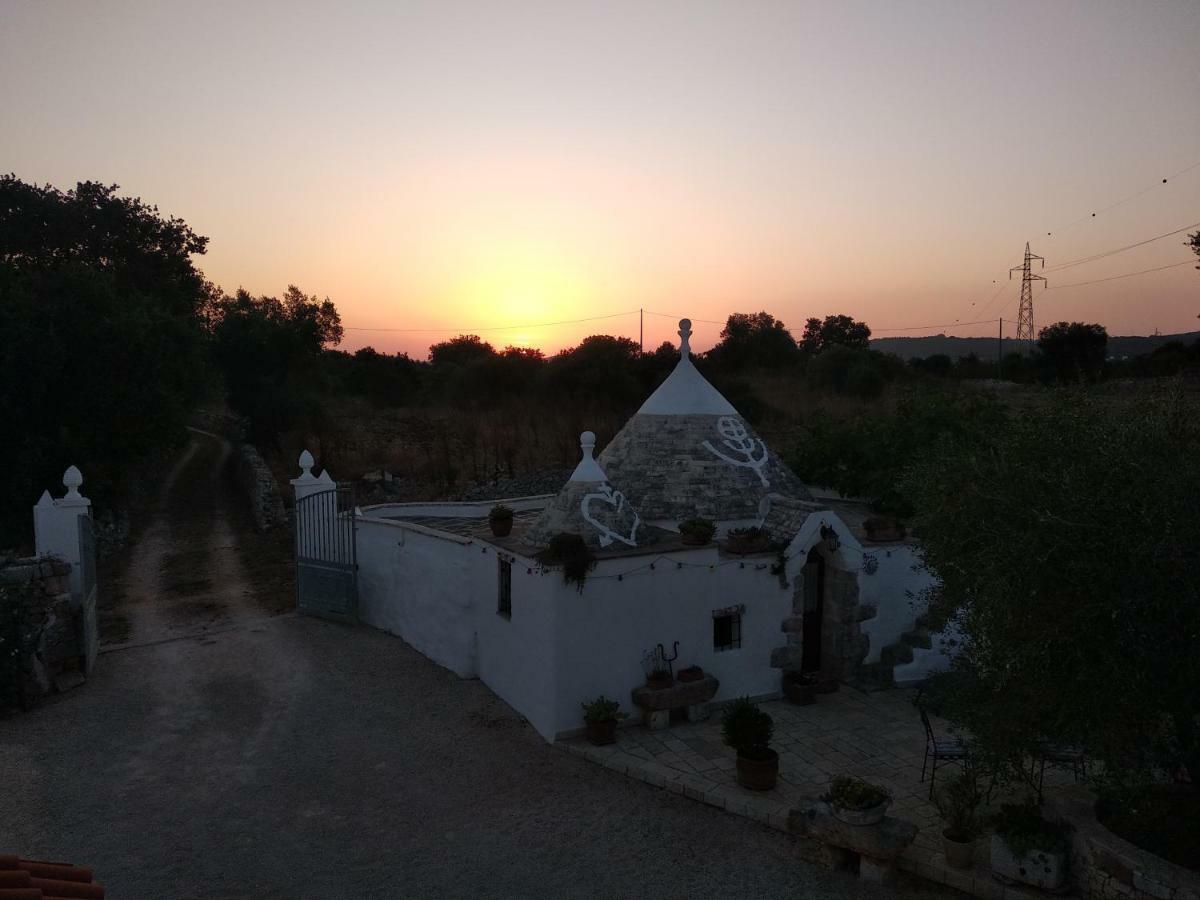 Piccolo Trullo Ostunese Le Jardin De Sophie' ออสตูนี ภายนอก รูปภาพ